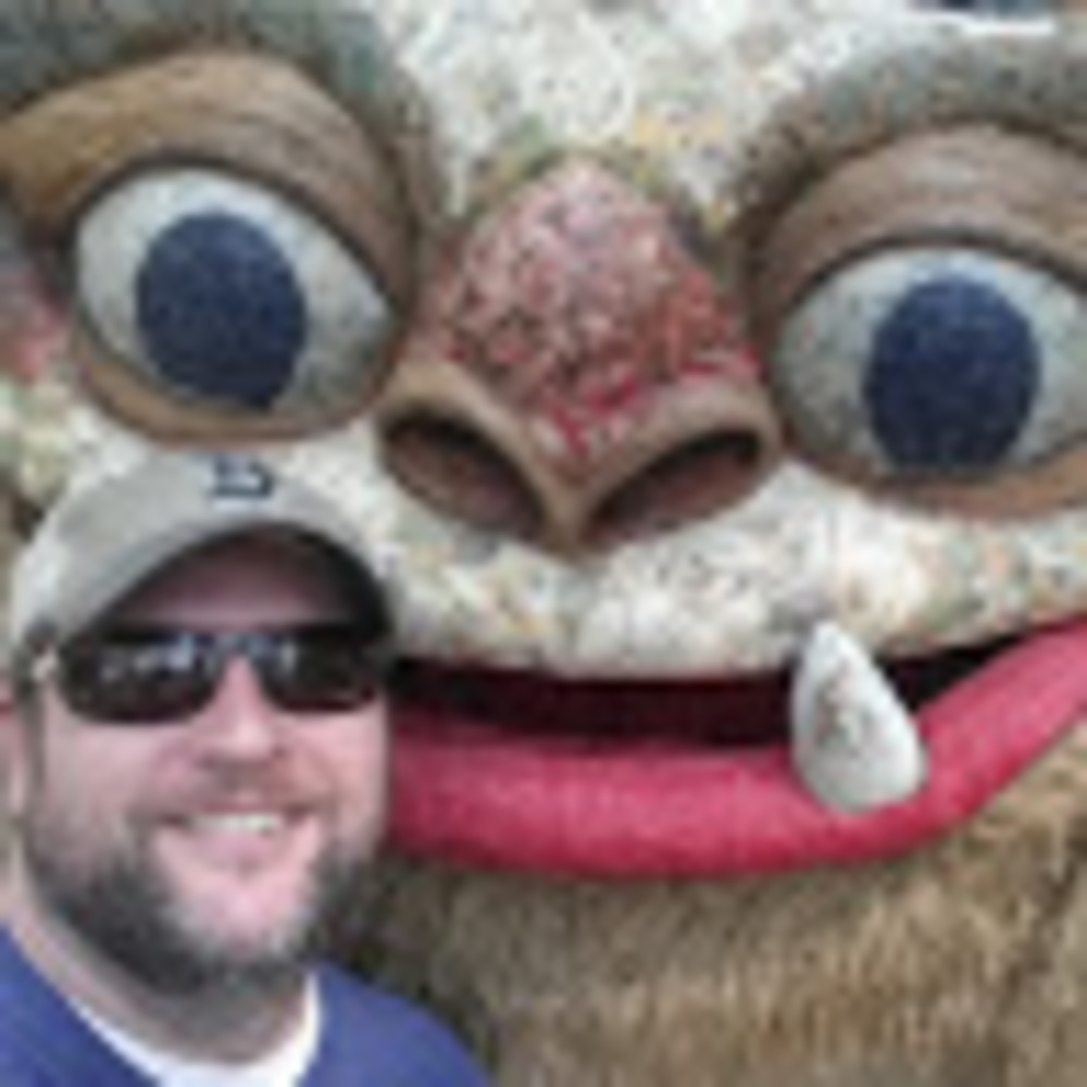 Meet your Posher, Adam